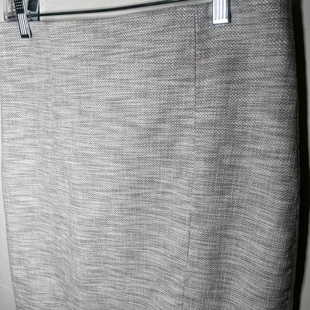 Banana Republic Pale Gray Herringbone Pencil Straight Skirt Women’s Size 10 - Picture 2 of 7